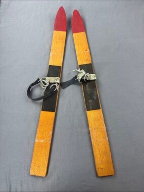 Vintage Wood Kids Snow Skis 30” Red Tips Alpine Nostalgia Lodge Cabin Decor